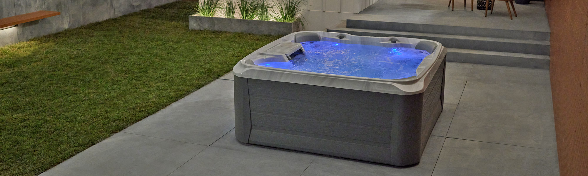 Explore Sundance® Spas Features