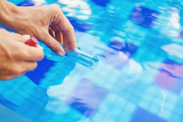 How to Prepare Your Swimming Pool for Spring