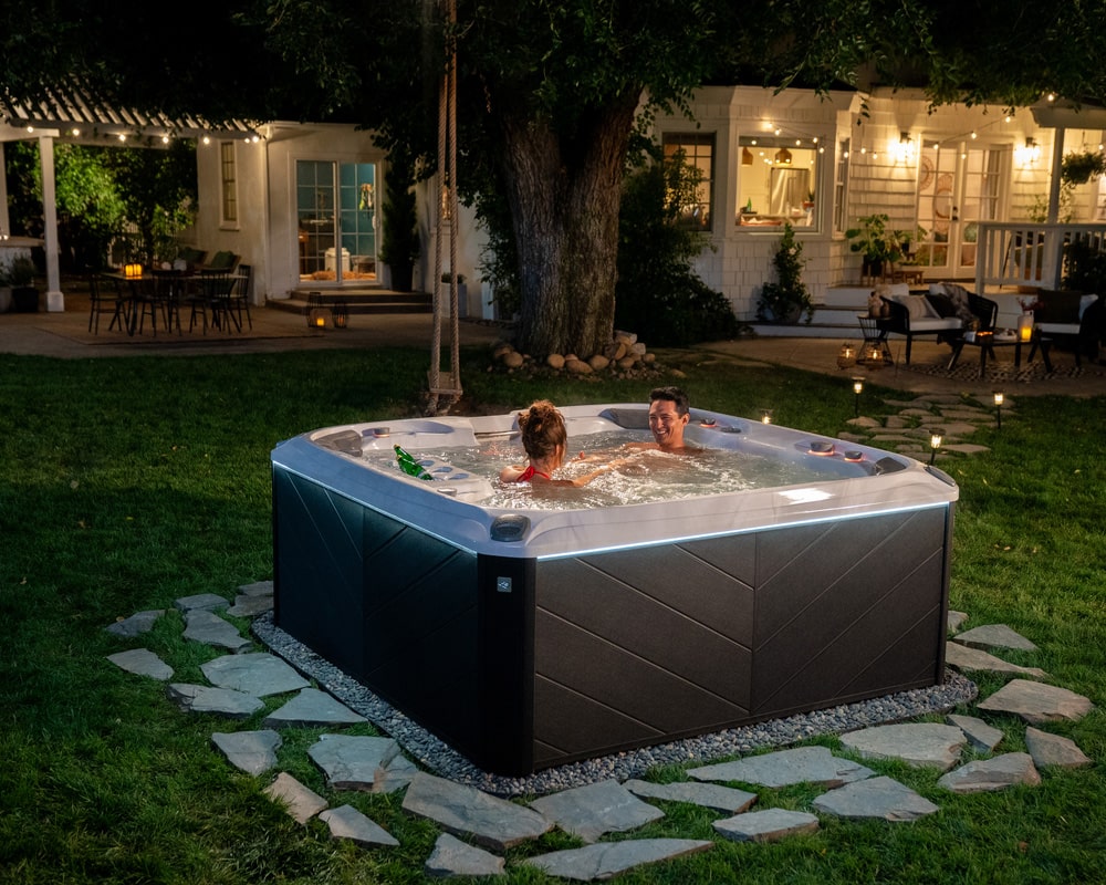 Planning the Perfect Hot Tub Date Night