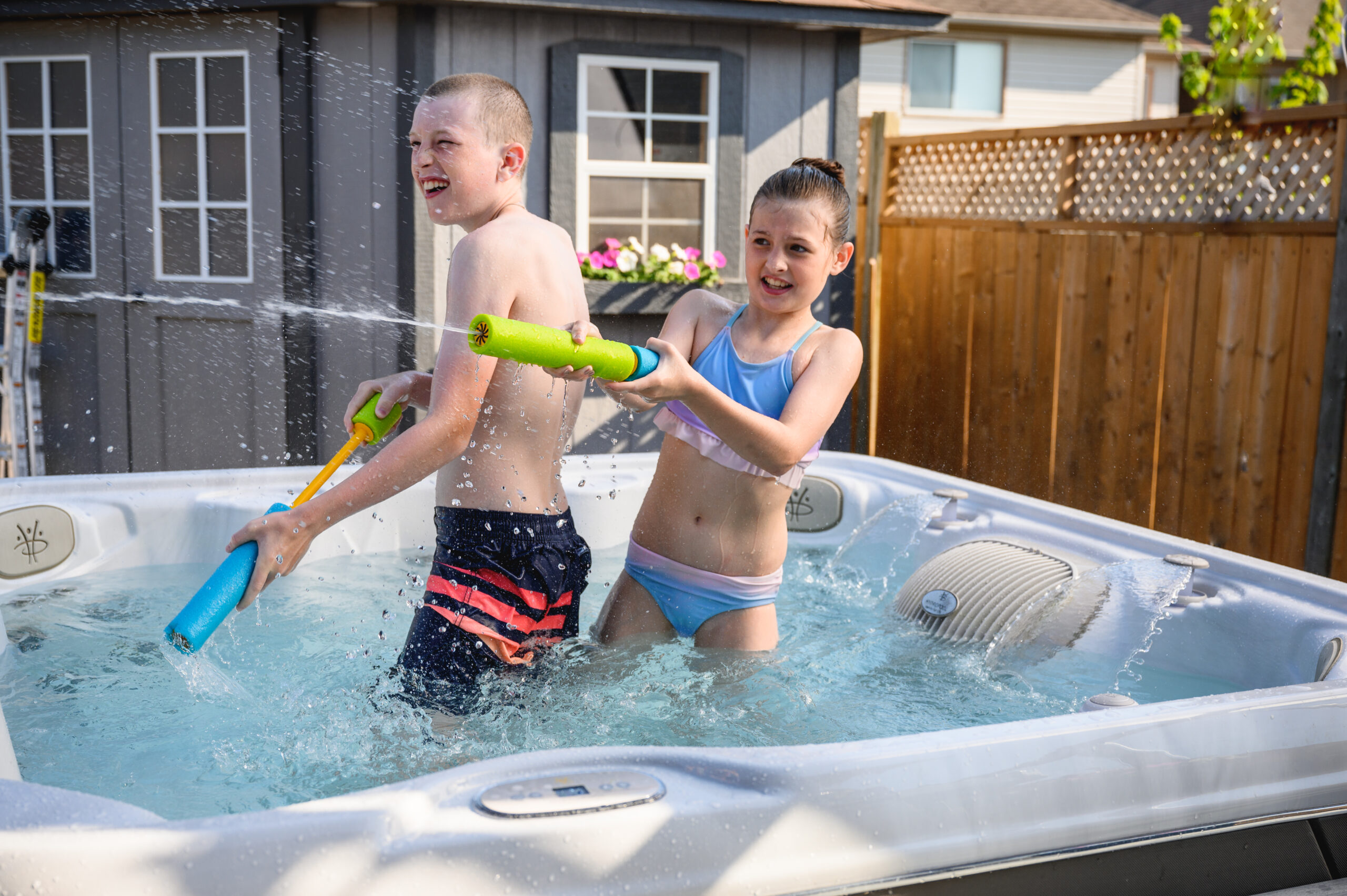 Creating the Ultimate Poolside Entertainment SpaceImage