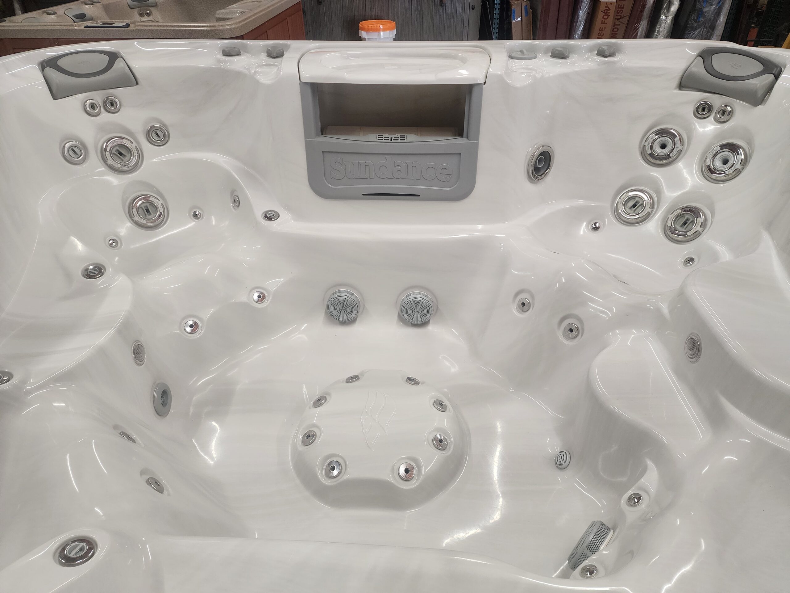 2017 Sundance Aspen-HUGE spa!