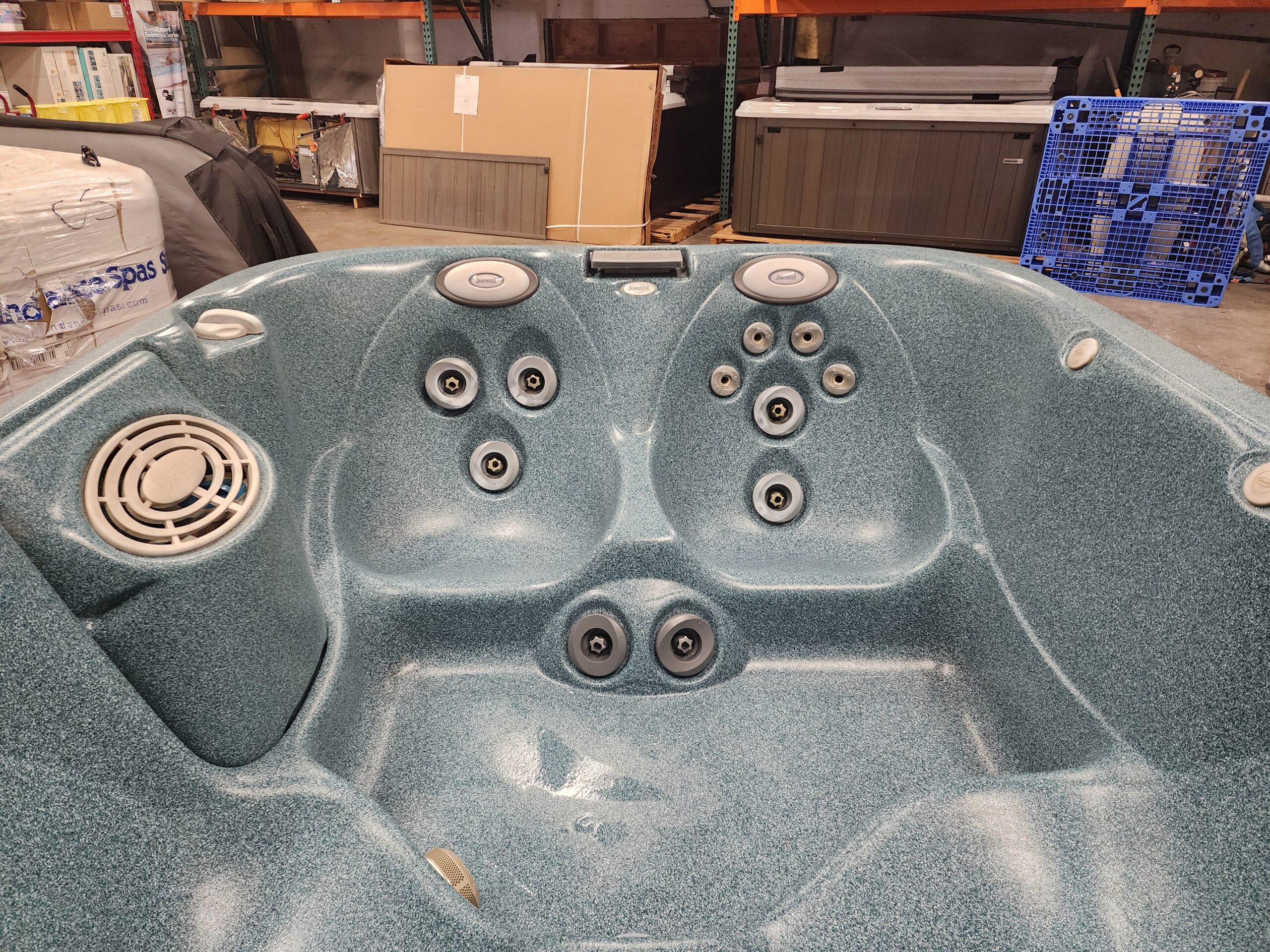 2004 Jacuzzi J-325